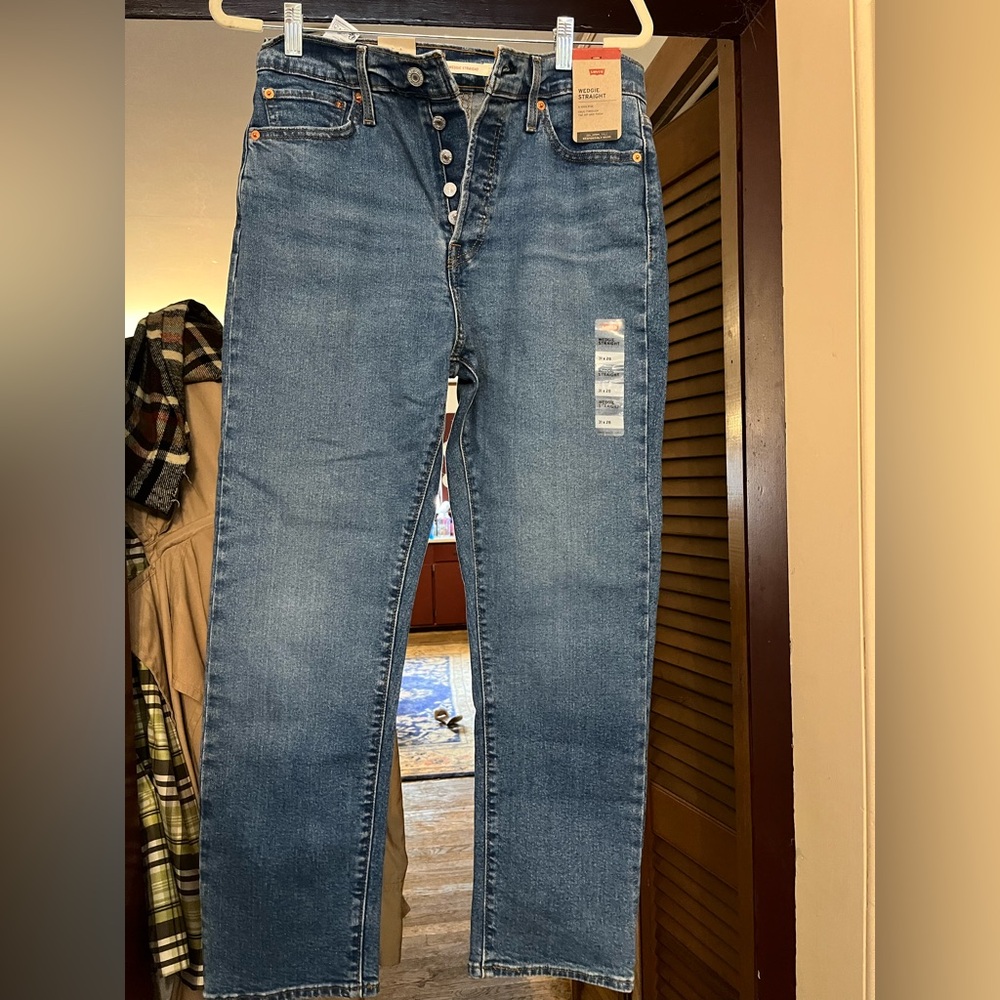 Levi’s Wedgie Jeans